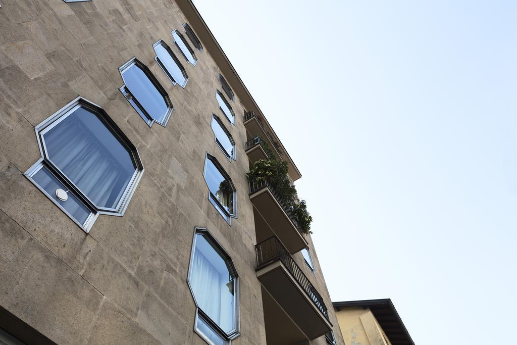 Heart Milan Apartments Duomo Sanbarnaba Екстер'єр фото